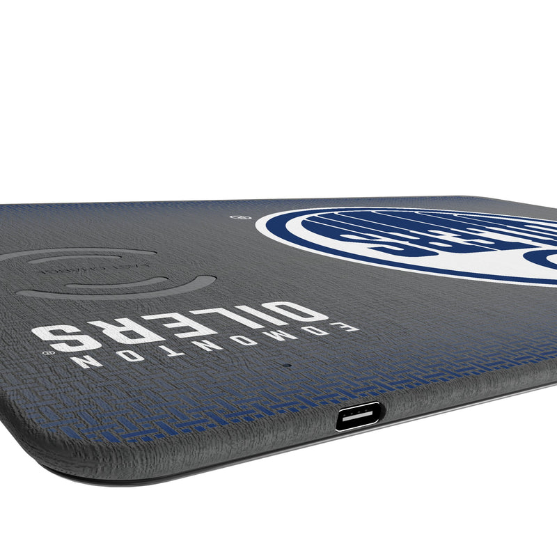 Edmonton Oilers Linen 15-Watt Wireless Charger and Mouse Pad Port.Jpg