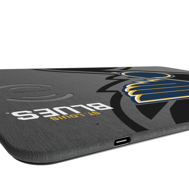 St. Louis Blues Monocolor Tilt 15-Watt Wireless Charger and Mouse Pad Port.Jpg