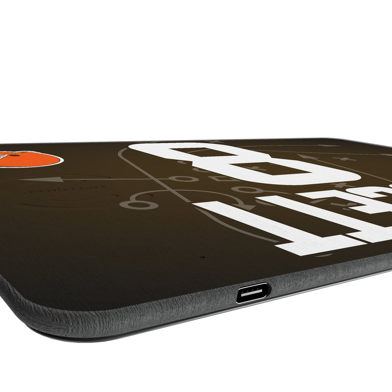 Kenny Pickett Cleveland Browns 8 Game Tactic 15-Watt Wireless Charger and Mouse Pad Port.Jpg