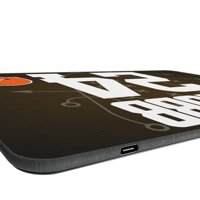 Nick Chubb Cleveland Browns 24 Game Tactic 15-Watt Wireless Charger and Mouse Pad Port.Jpg