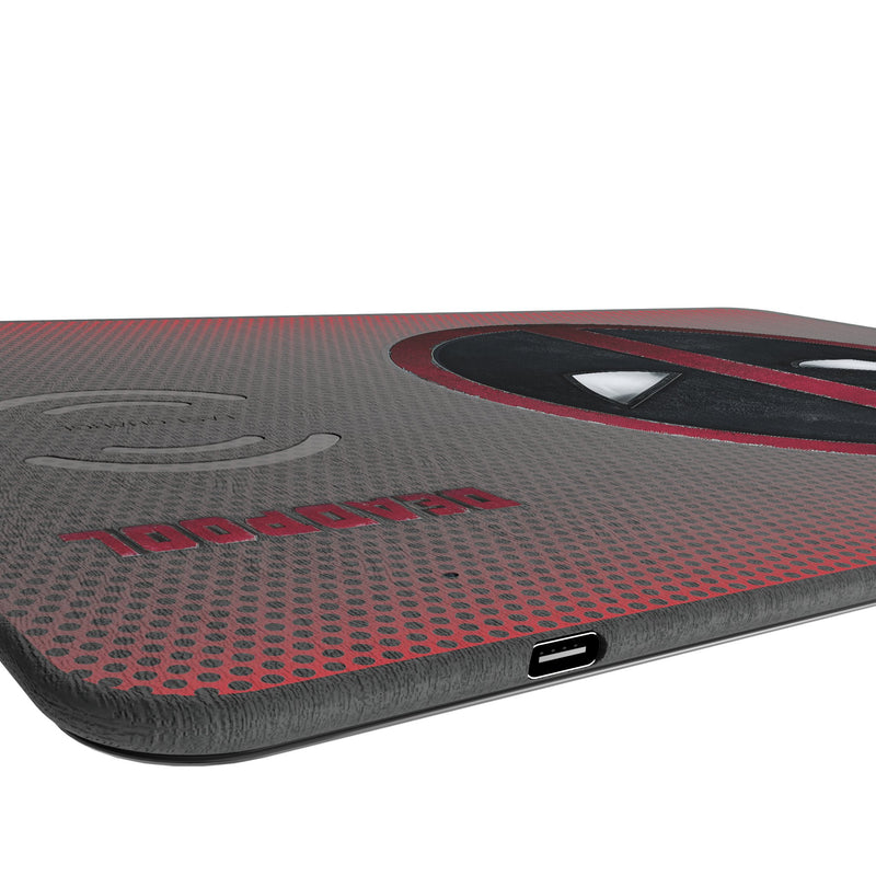Marvel Deadpool Grid 15-Watt Wireless Charger and Mouse Pad Port.Jpg