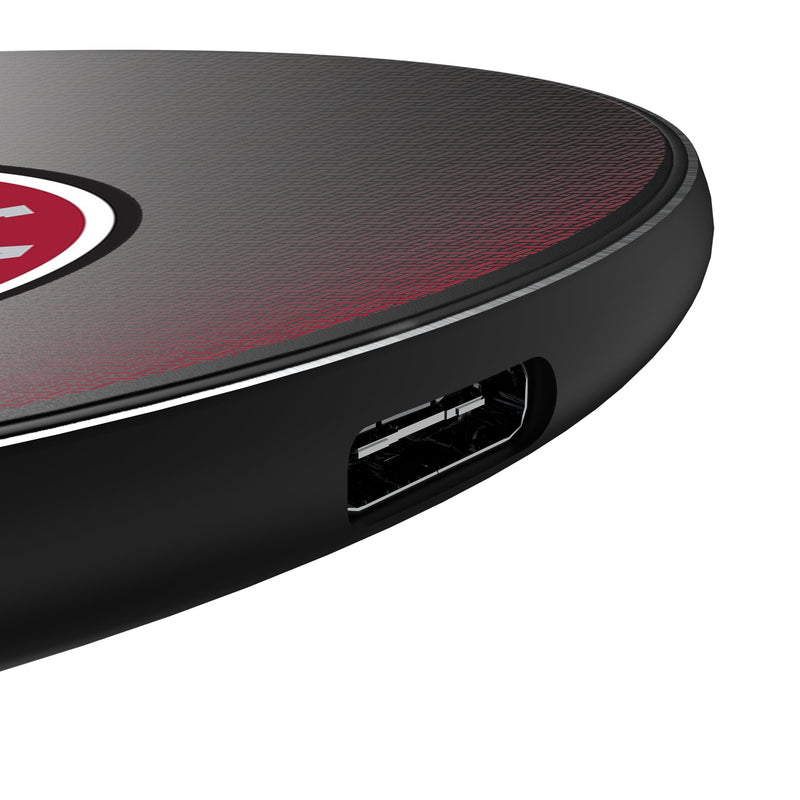 University of Alabama Crimson Tide Linen 15-Watt Wireless Charger Detail.Jpg