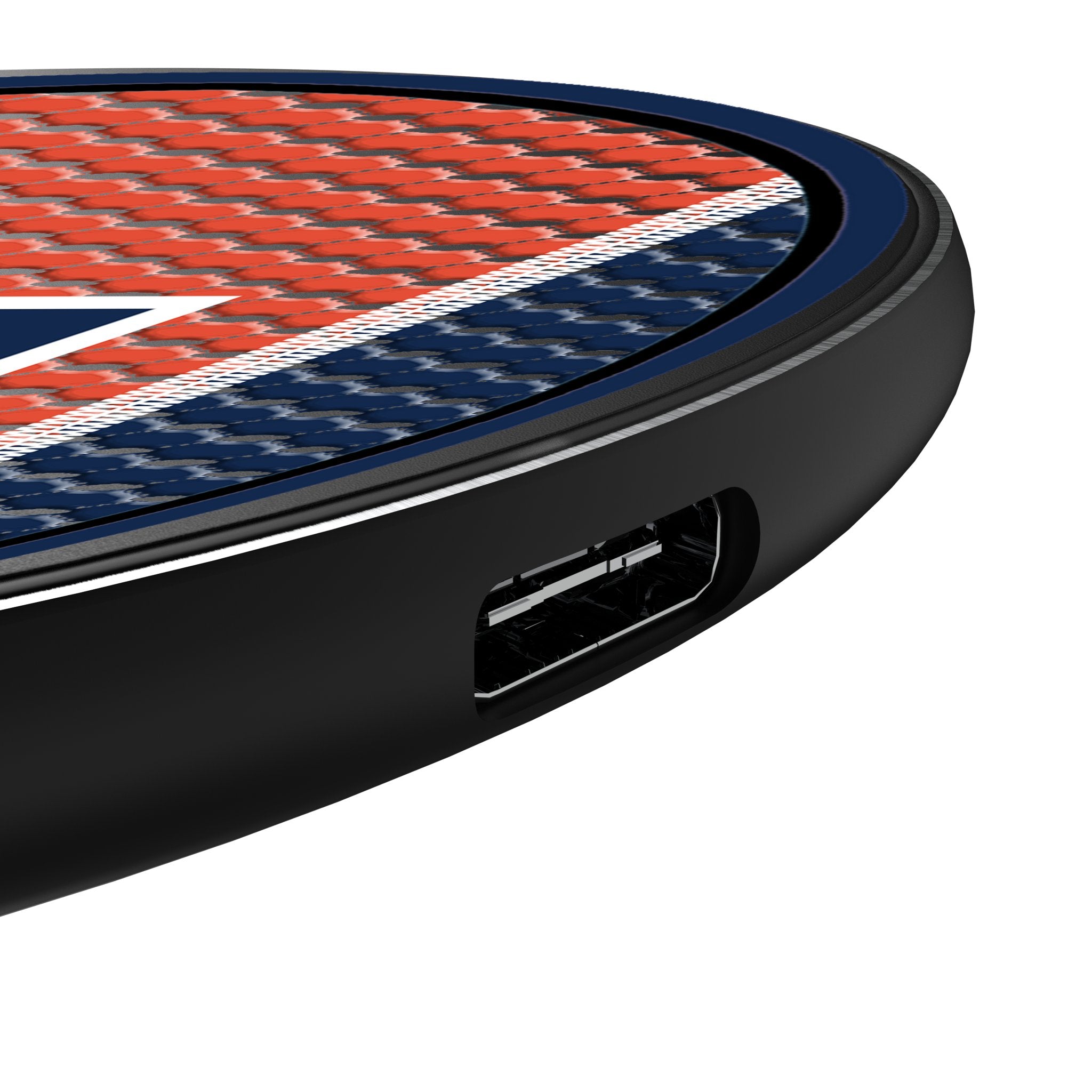 University of Illinois Fighting Illini Mesh 15-Watt Wireless Charger Detail.Jpg