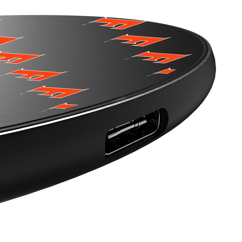 University of Florida Gators Fashion Pattern 15-Watt Wireless Charger Detail.Jpg
