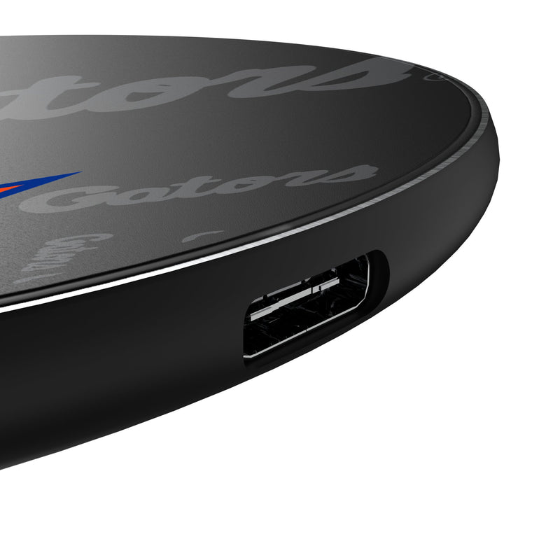 University of Florida Gators Quadtile 15-Watt Wireless Charger Detail.Jpg