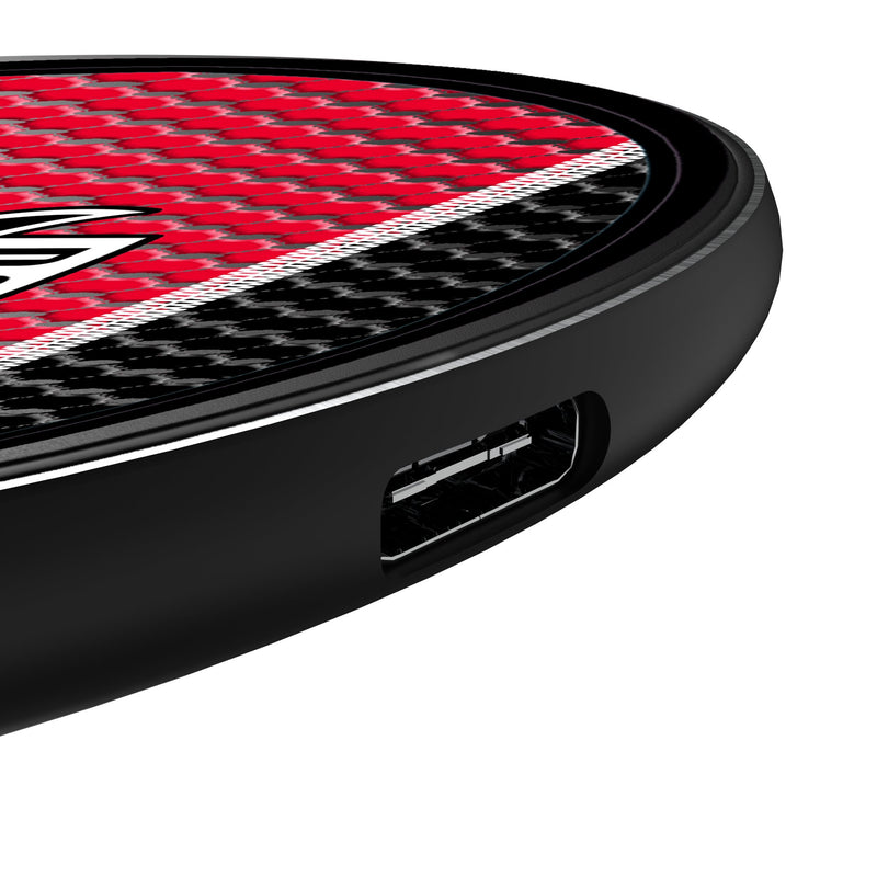DC United Mesh 15-Watt Wireless Charger Detail.Jpg