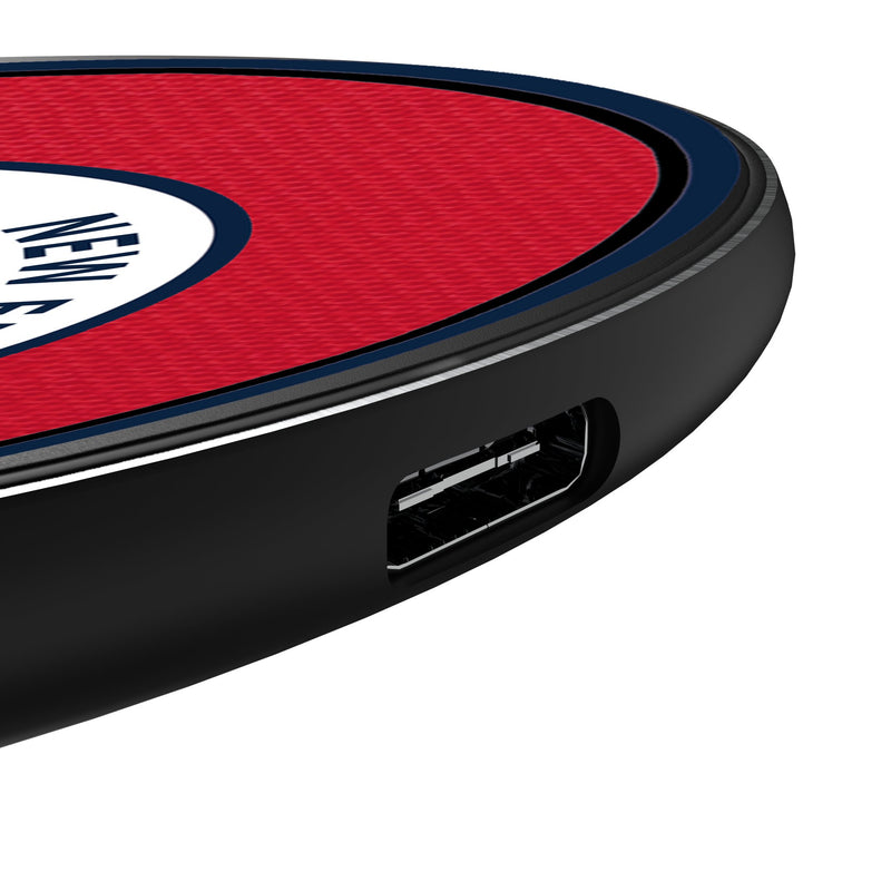 New England Revolution Solid 15-Watt Wireless Charger Detail.Jpg
