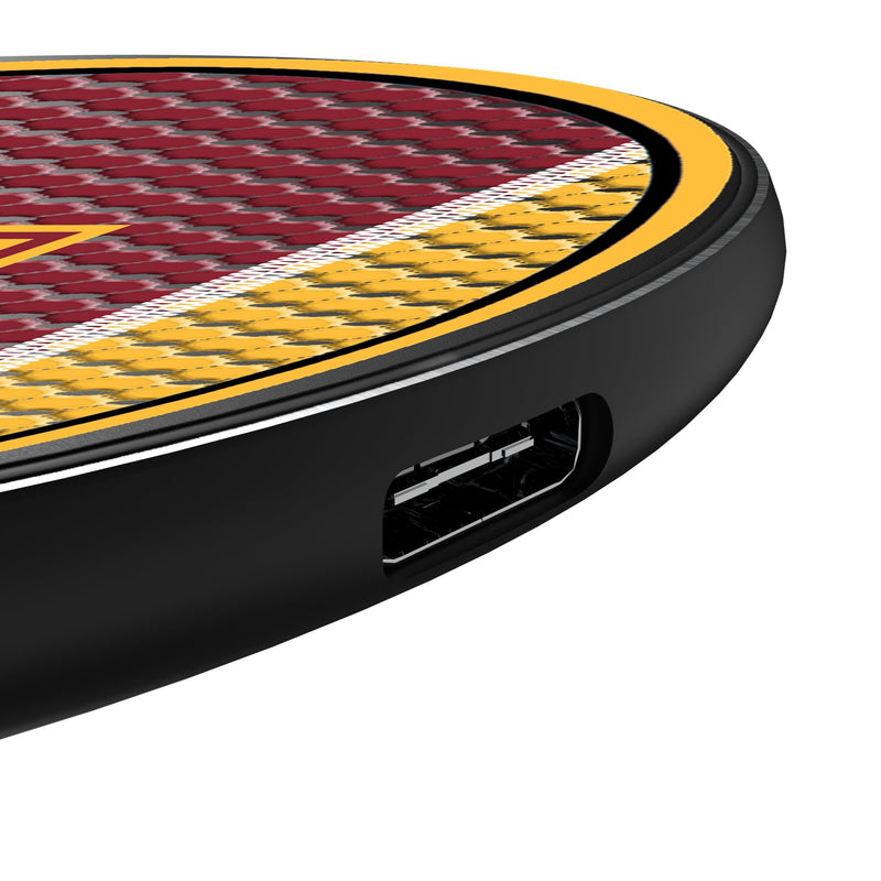 University of Minnesota Golden Gophers Mesh 15-Watt Wireless Charger Detail.Jpg