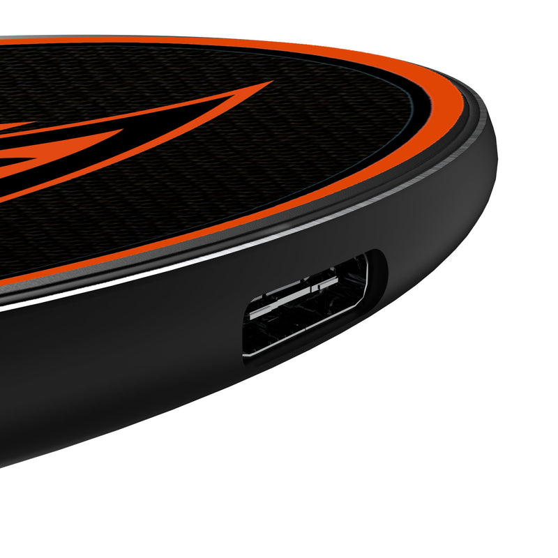 Oregon State University Beavers Personalized Endzone Solid 15-Watt Wireless Charger Detail.Jpg