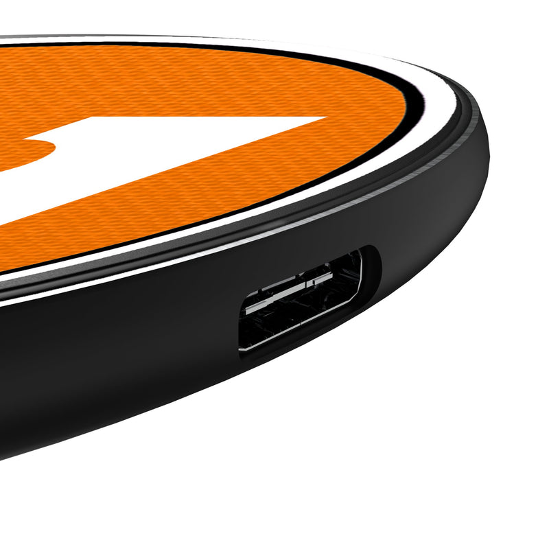 University of Tennessee Volunteers Personalized Endzone Solid 15-Watt Wireless Charger Detail.Jpg