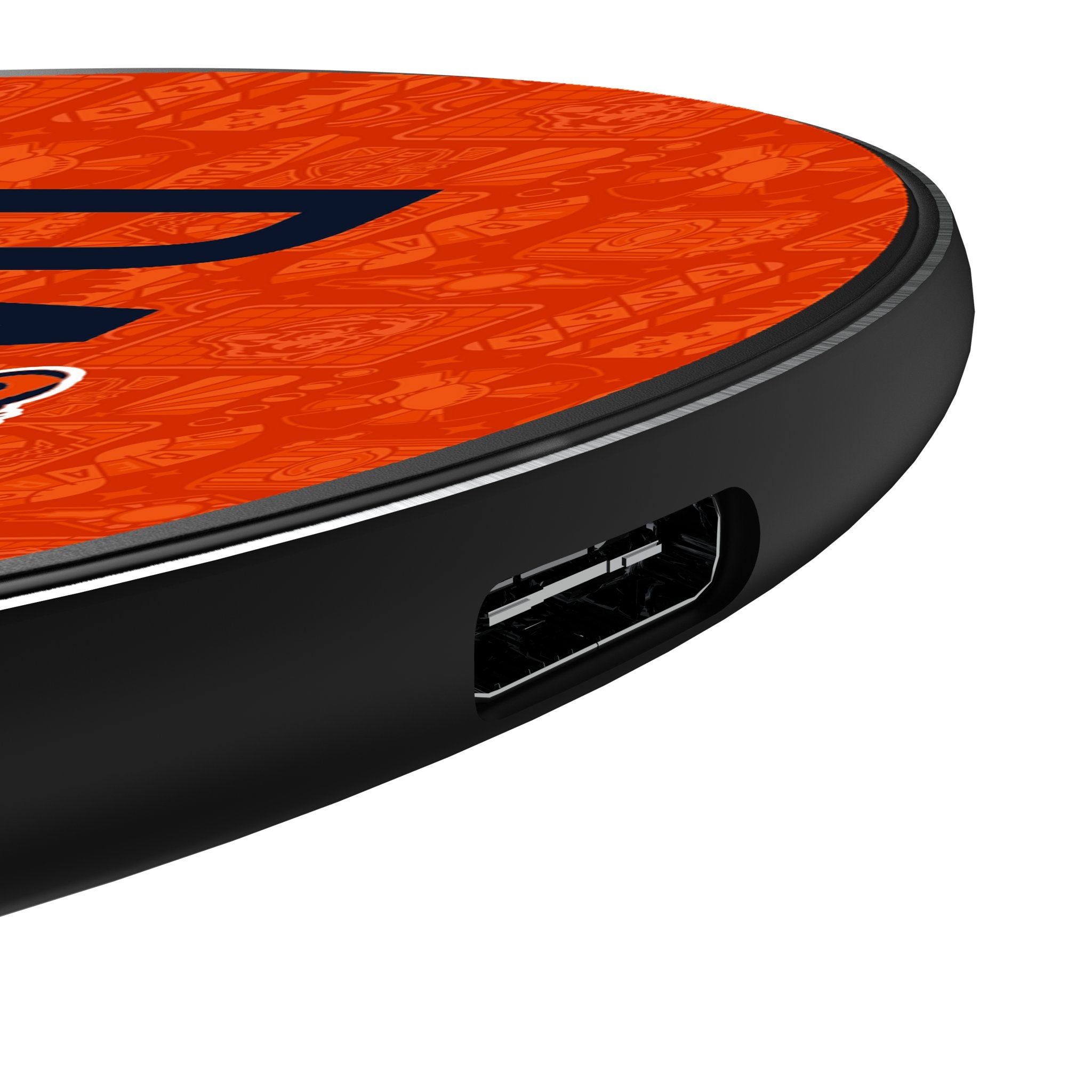 Chicago Bears 2024 Illustrated Limited Edition 15-Watt Wireless Charger Detail.Jpg