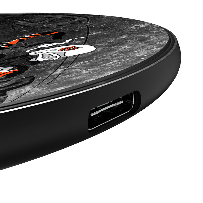 Cincinnati Bengals Historic Collection Legendary 15-Watt Wireless Charger Detail.Jpg