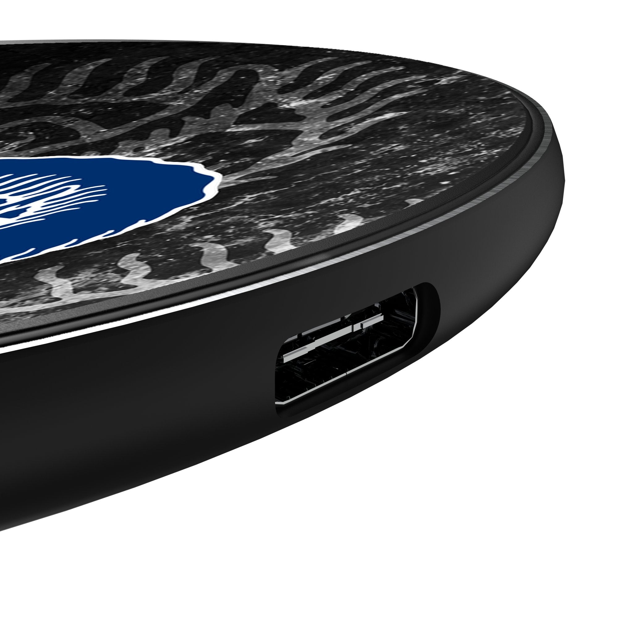 Los Angeles Rams Historic Collection Legendary 15-Watt Wireless Charger Detail.Jpg