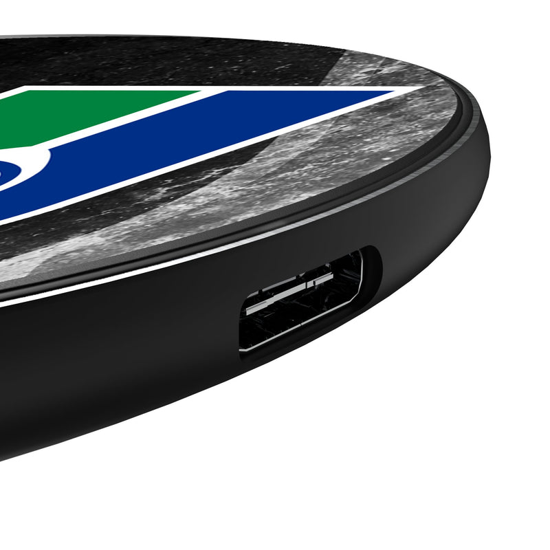 Seattle Seahawks Historic Collection Legendary 15-Watt Wireless Charger Detail.Jpg