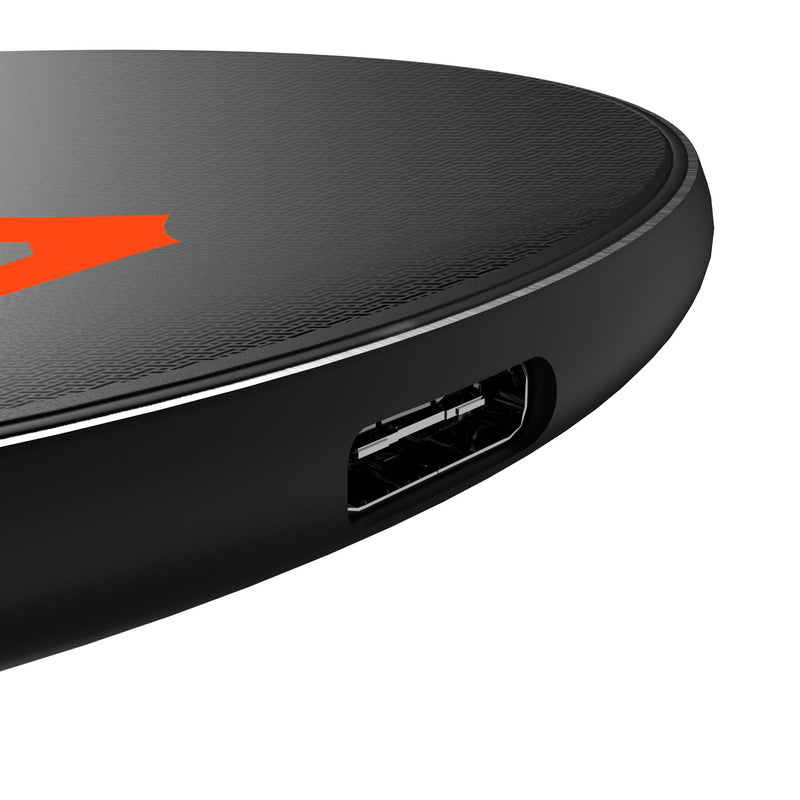 San Francisco Giants Linen 15-Watt Wireless Charger Detail.Jpg