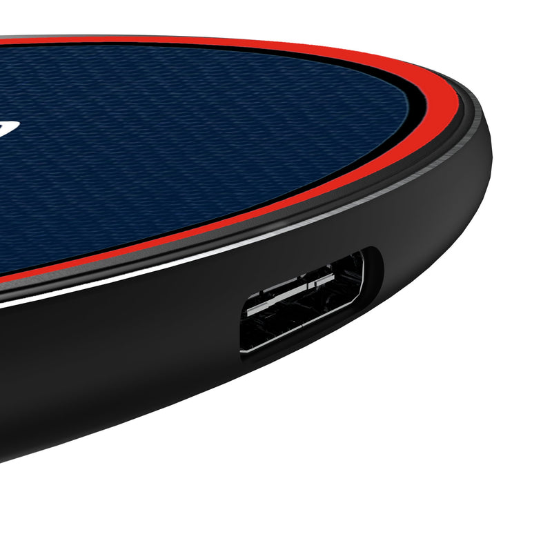Toronto Blue Jays Personalized Endzone Solid 15-Watt Wireless Charger Detail.Jpg