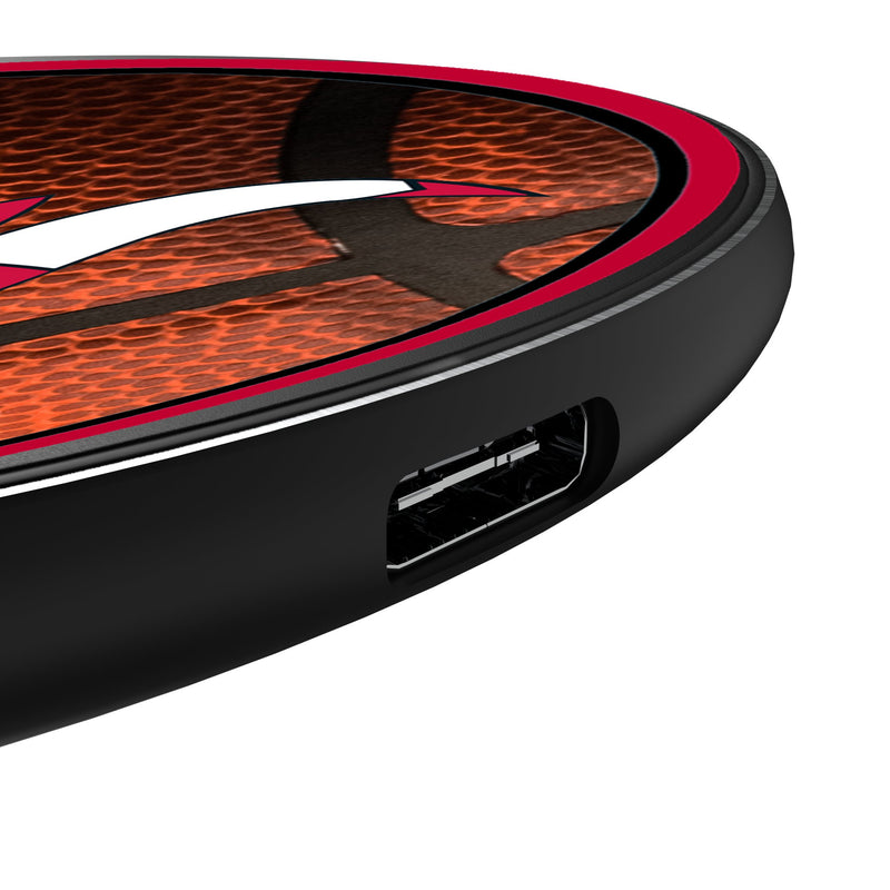 Chicago Bulls Basketball 15-Watt Wireless Charger Detail.Jpg