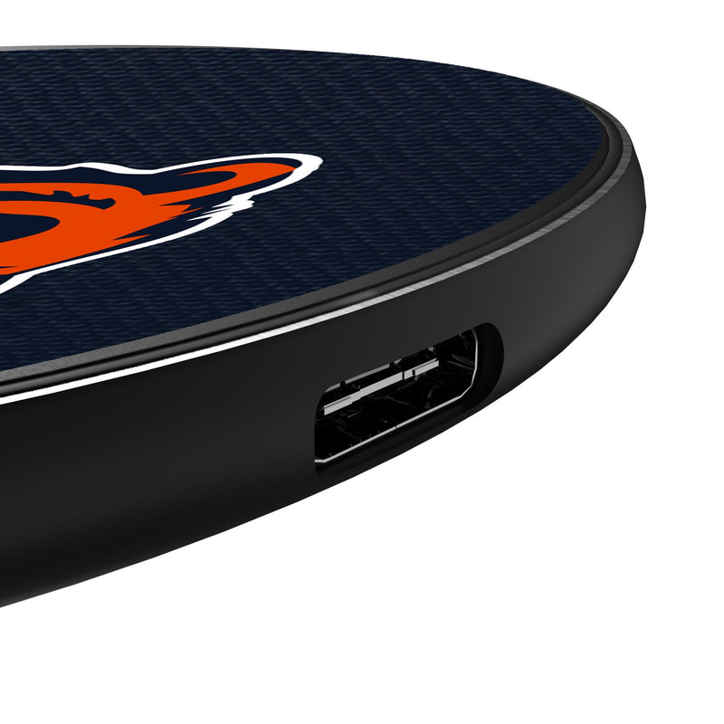 Chicago Bears Personalized Endzone Solid 15-Watt Wireless Charger Detail.Jpg