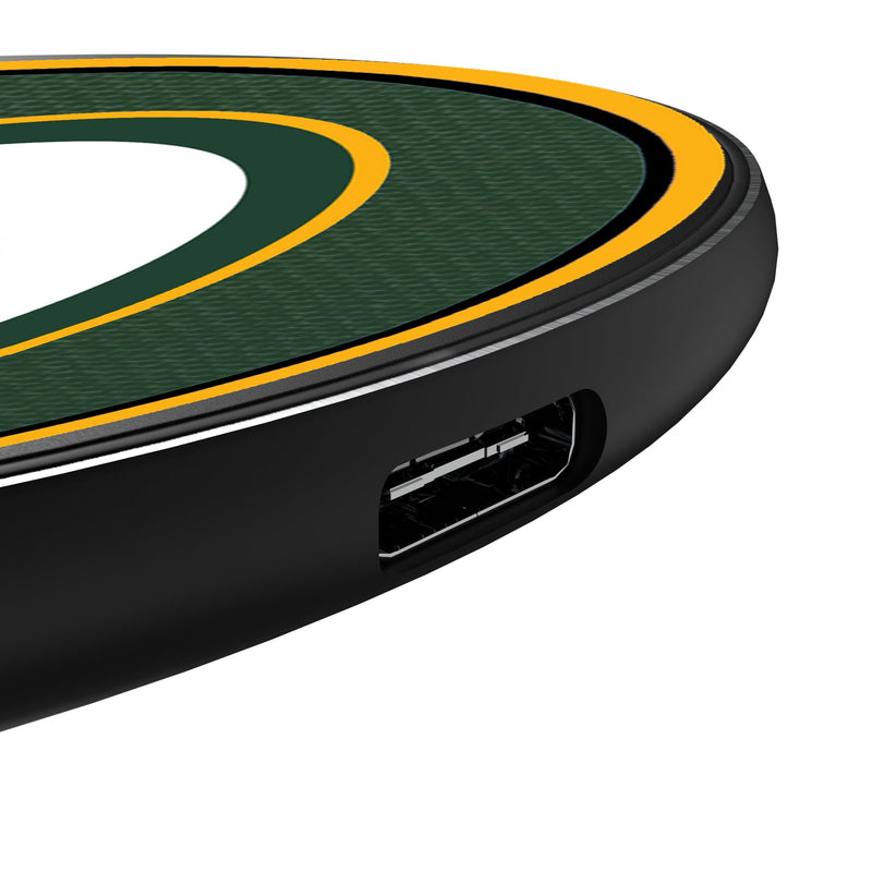Green Bay Packers Personalized Endzone Solid 15-Watt Wireless Charger Detail.Jpg
