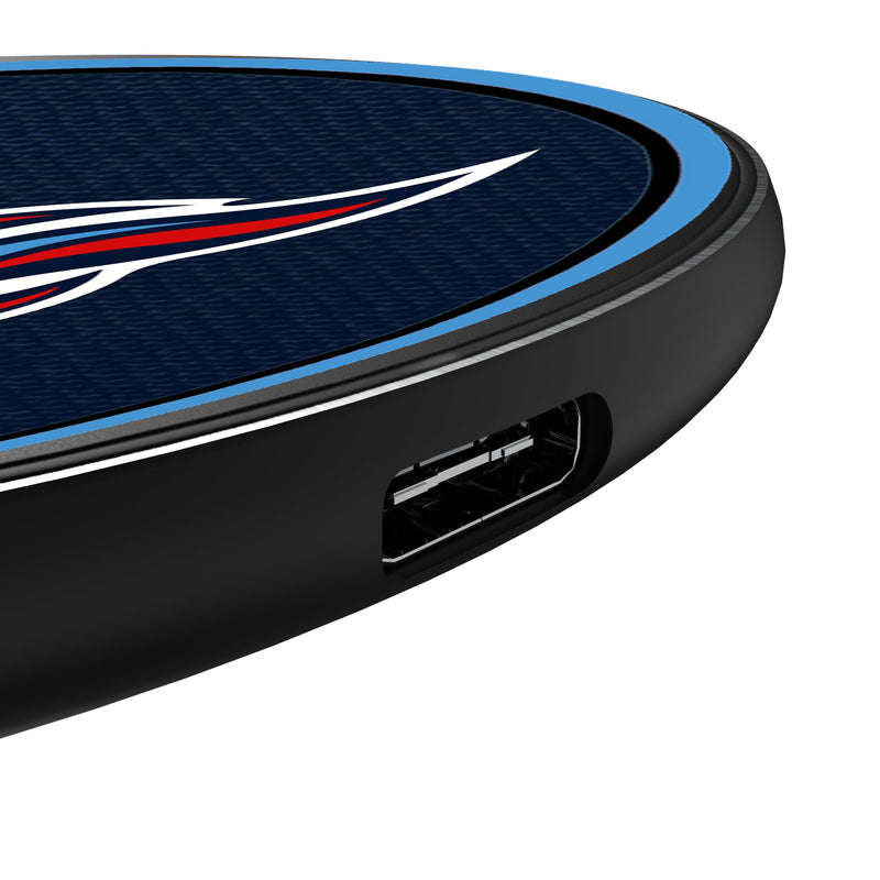 Tennessee Titans Personalized Endzone Solid 15-Watt Wireless Charger Detail.Jpg