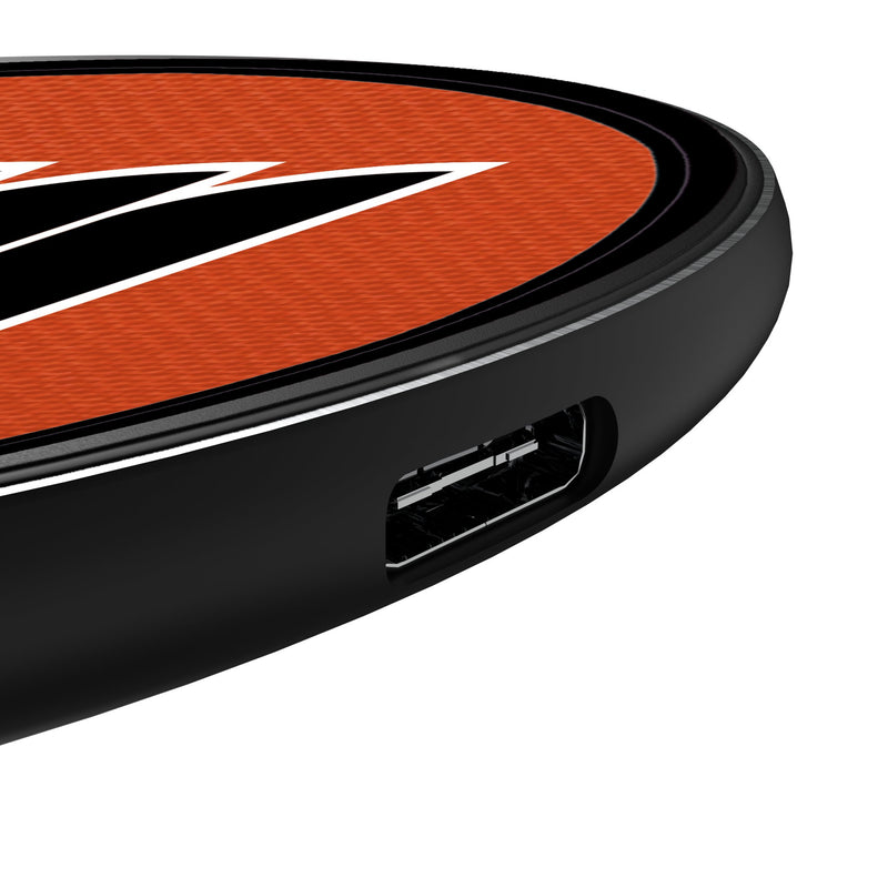 Philadelphia Flyers Personalized Endzone Solid 15-Watt Wireless Charger Detail.Jpg