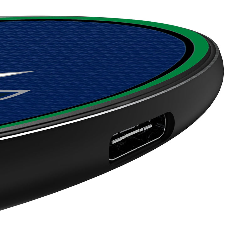Vancouver Canucks Personalized Endzone Solid 15-Watt Wireless Charger Detail.Jpg