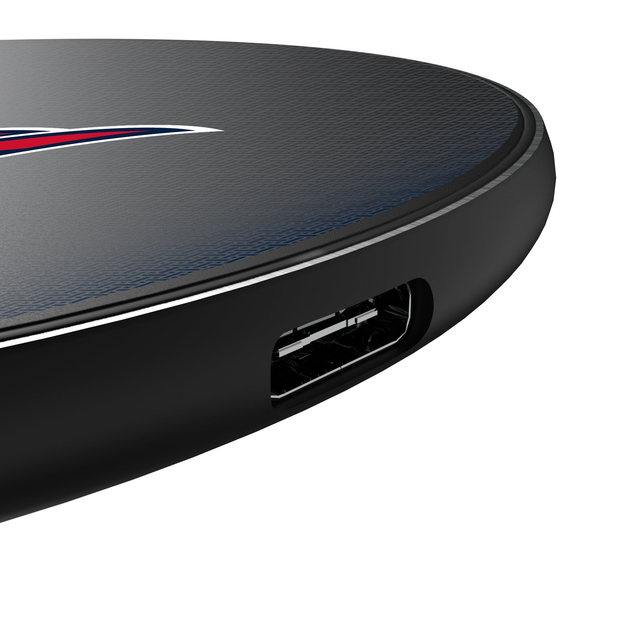 Washington Capitals Linen 15-Watt Wireless Charger Detail.Jpg