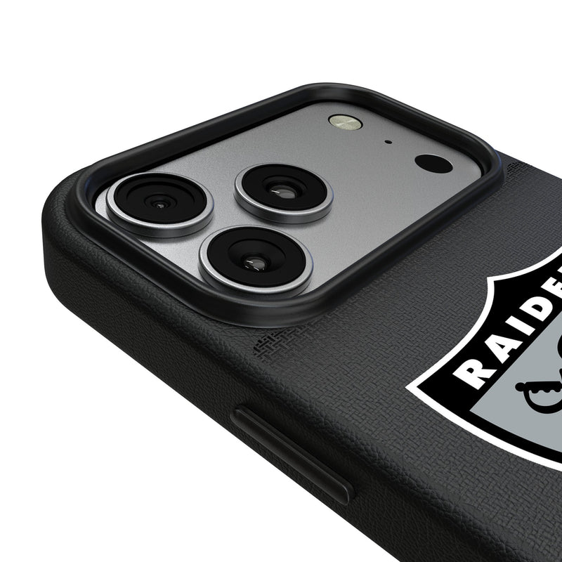 Oakland Raiders 1963 Historic Collection Linen iPhone MagSafe Compatible Phone Case for Apple iPhone Detail.Jpg