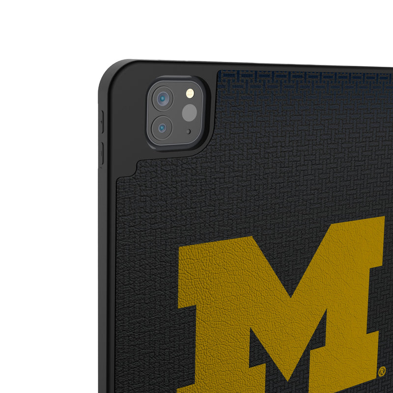 University of Michigan Wolverines Linen iPad Tablet Case for Apple iPad Back.Jpg