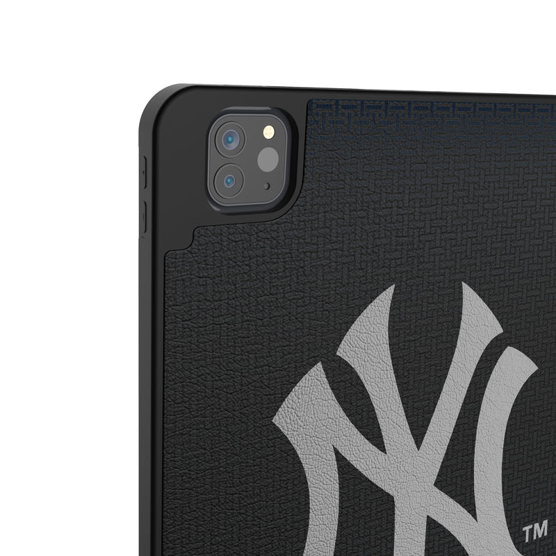 New York Yankees Personalized Linen iPad Tablet Case for Apple iPad Back.Jpg