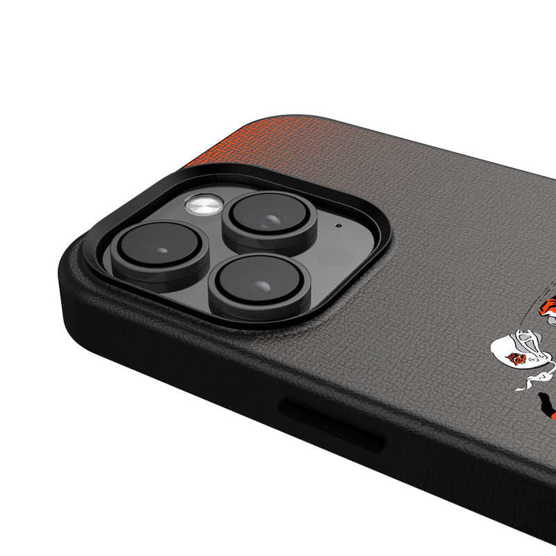 Cincinnati Bengals Historic Collection Linen iPhone MagSafe Compatible Phone Case for Apple iPhone Detail.Jpg