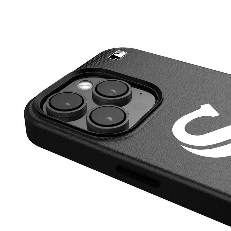 Chicago White Sox Linen iPhone MagSafe Compatible Phone Case for Apple iPhone Detail.Jpg