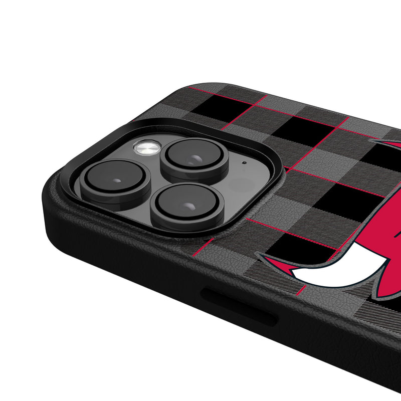 Chicago Bulls Plaid iPhone MagSafe Compatible Phone Case Detail.Jpg