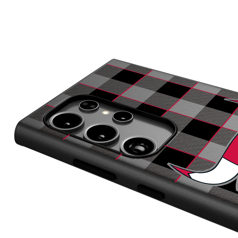 Chicago Bulls Plaid Galaxy MagSafe Compatible Phone Case Detail.Jpg