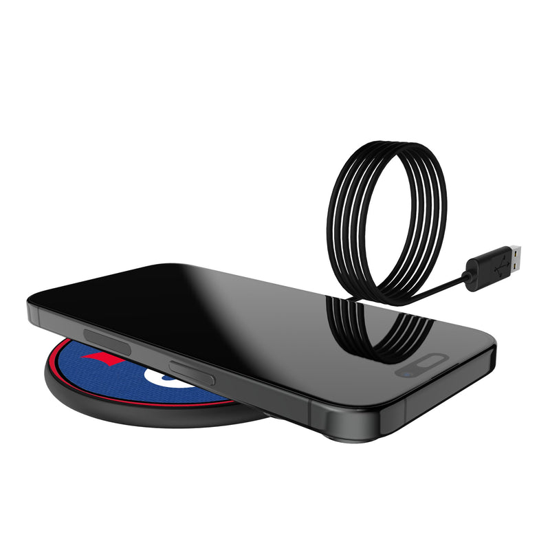 Philadelphia 76ers Solid 15-Watt Wireless Charger Lifestyle.Jpg