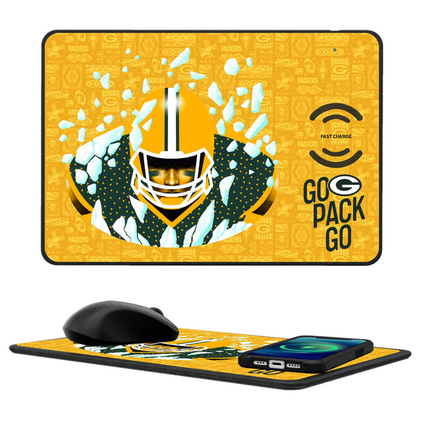 Green Bay Packers 2024 Illustrated Limited Edition 15-Watt Wireless Charger and Mouse Pad