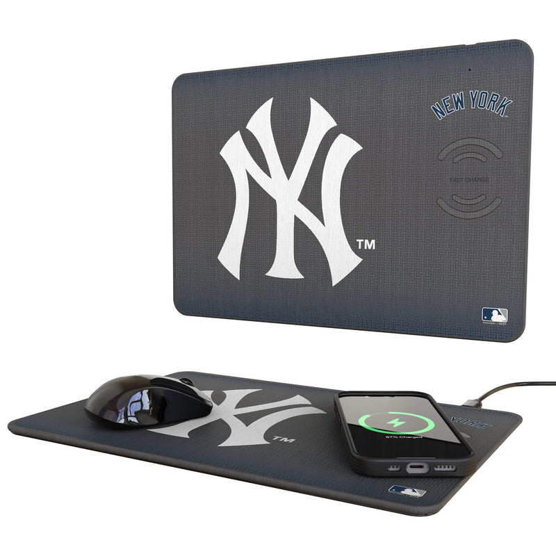 New York Yankees Linen 15-Watt Wireless Charger and Mouse Pad