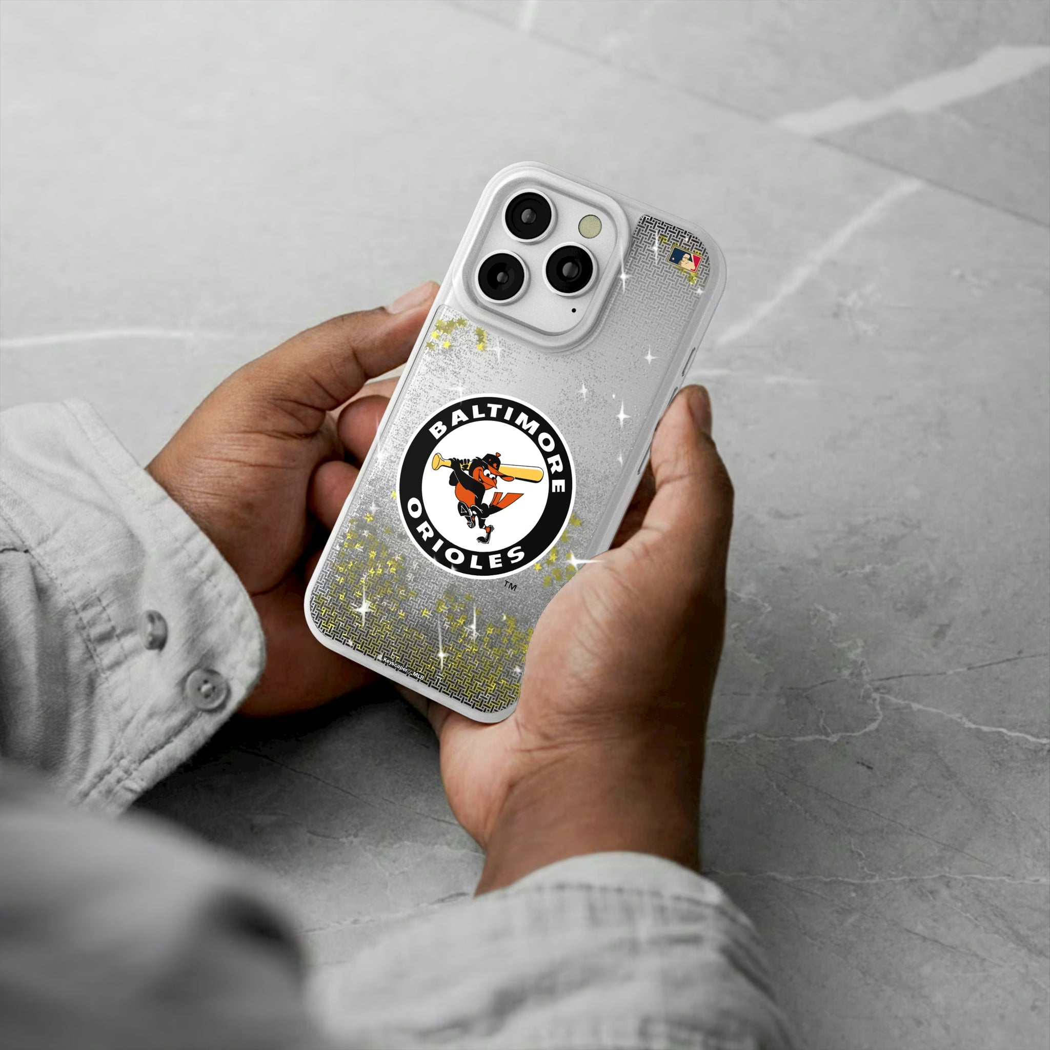 Baltimore Orioles 1966-1969 - Cooperstown Collection Linen iPhone Glitter Phone Case for Apple iPhone - Lifestyle#Device_iPhone 16 Pro