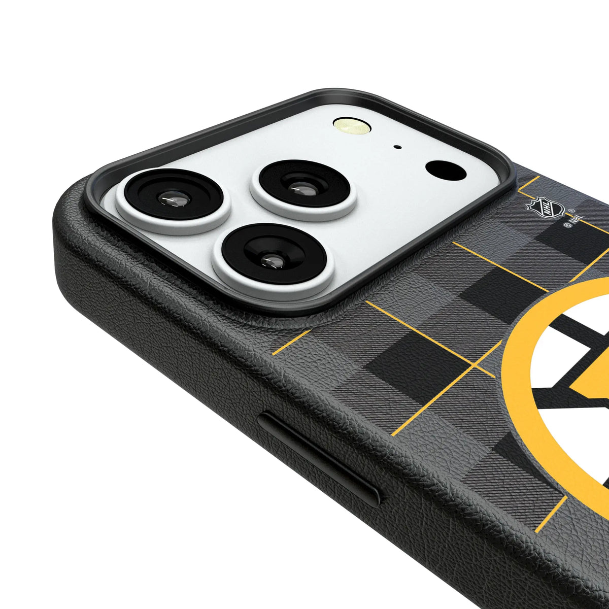 Boston Bruins Plaid iPhone MagSafe Compatible Phone Case for Apple iPhone - Detail#Device_iPhone 18 Pro