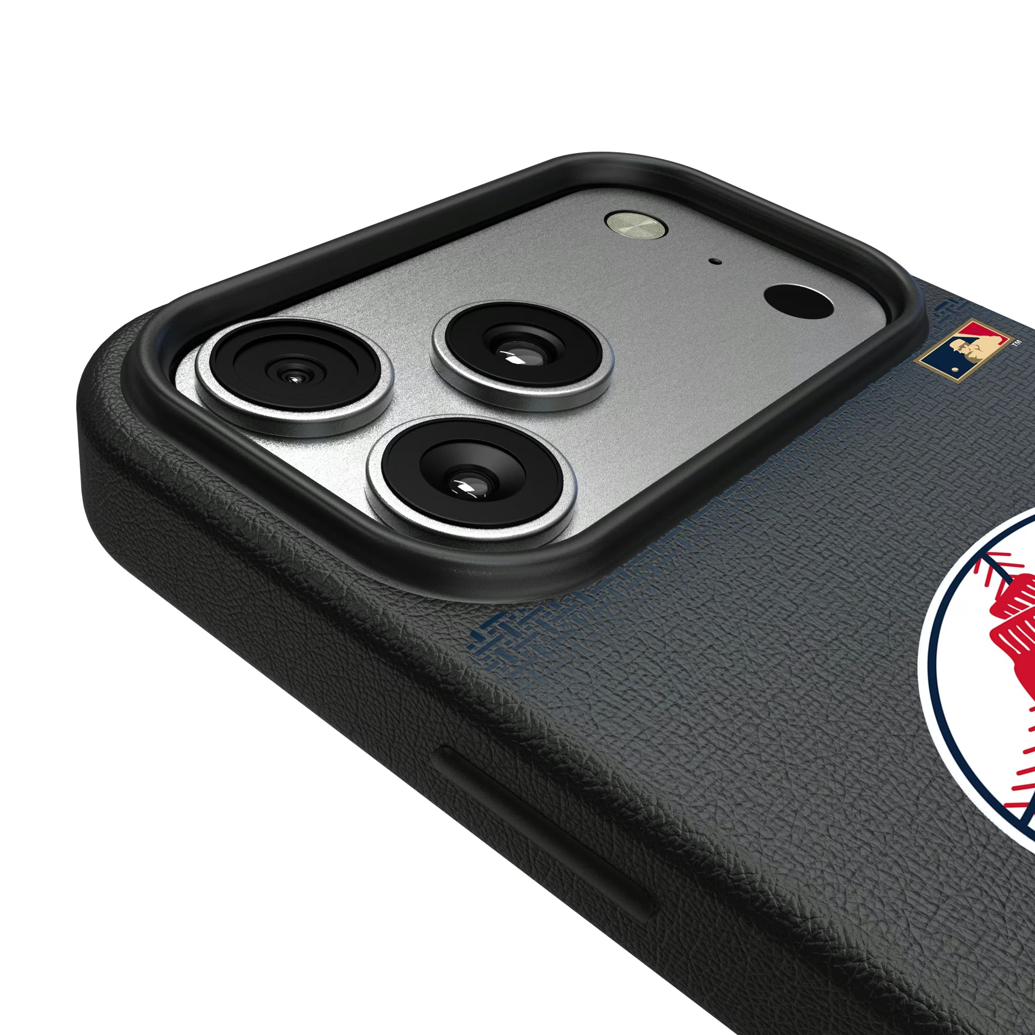 Boston Red Sox 1970-1975 - Cooperstown Collection Linen iPhone MagSafe Compatible Phone Case for Apple iPhone - Detail#Device_iPhone 17 Pro Max