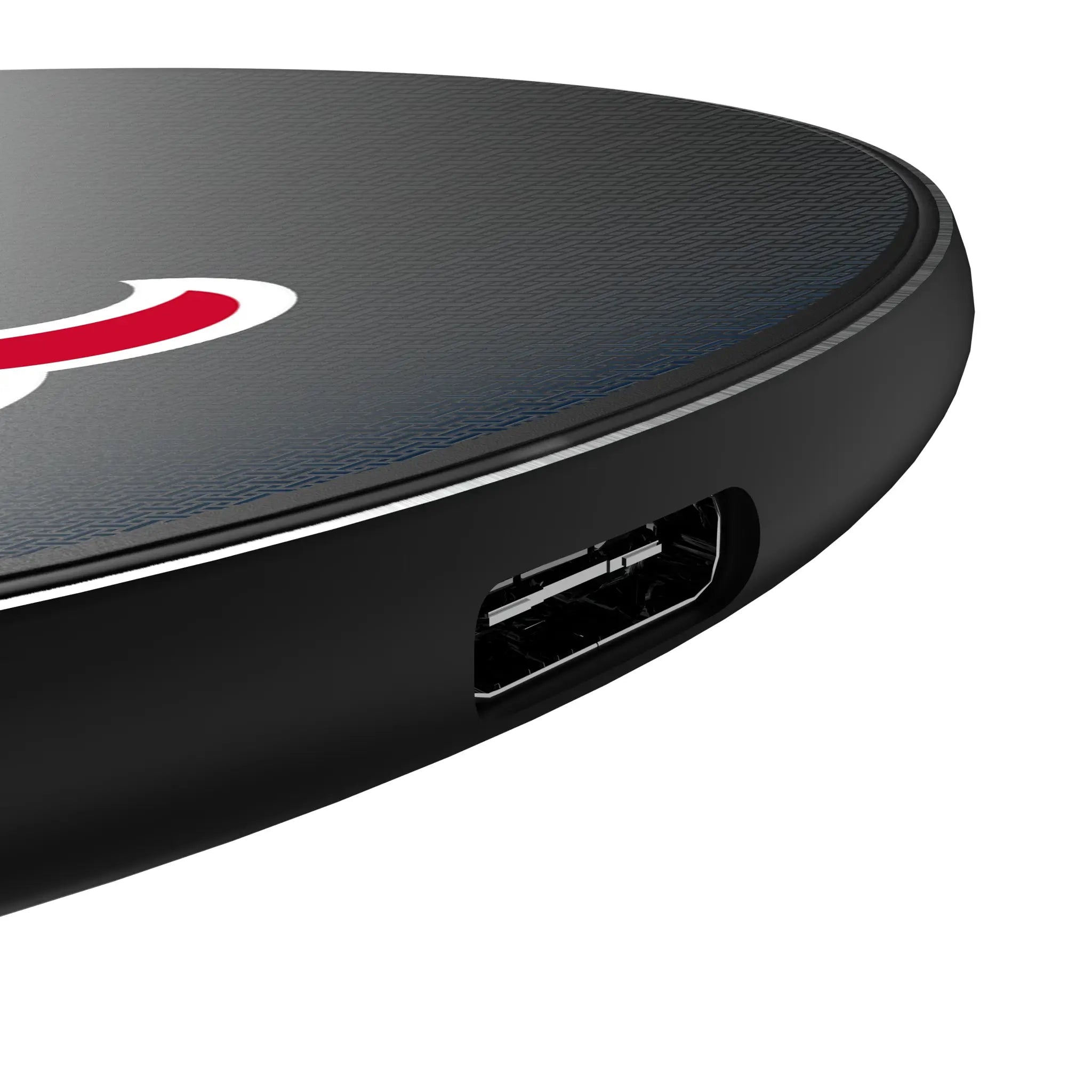 Boston Red Sox Linen 15-Watt Wireless Charger - Detail