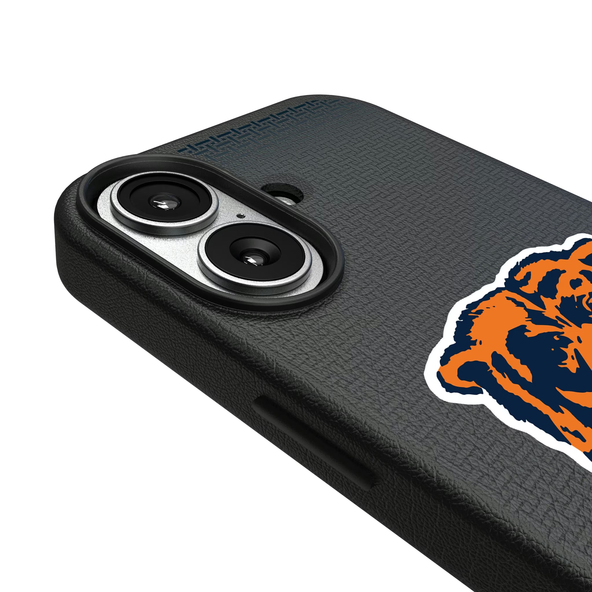 Chicago Bears 1946 Historic Collection Linen iPhone MagSafe Compatible Phone Case for Apple iPhone - Detail#Device_iPhone 17