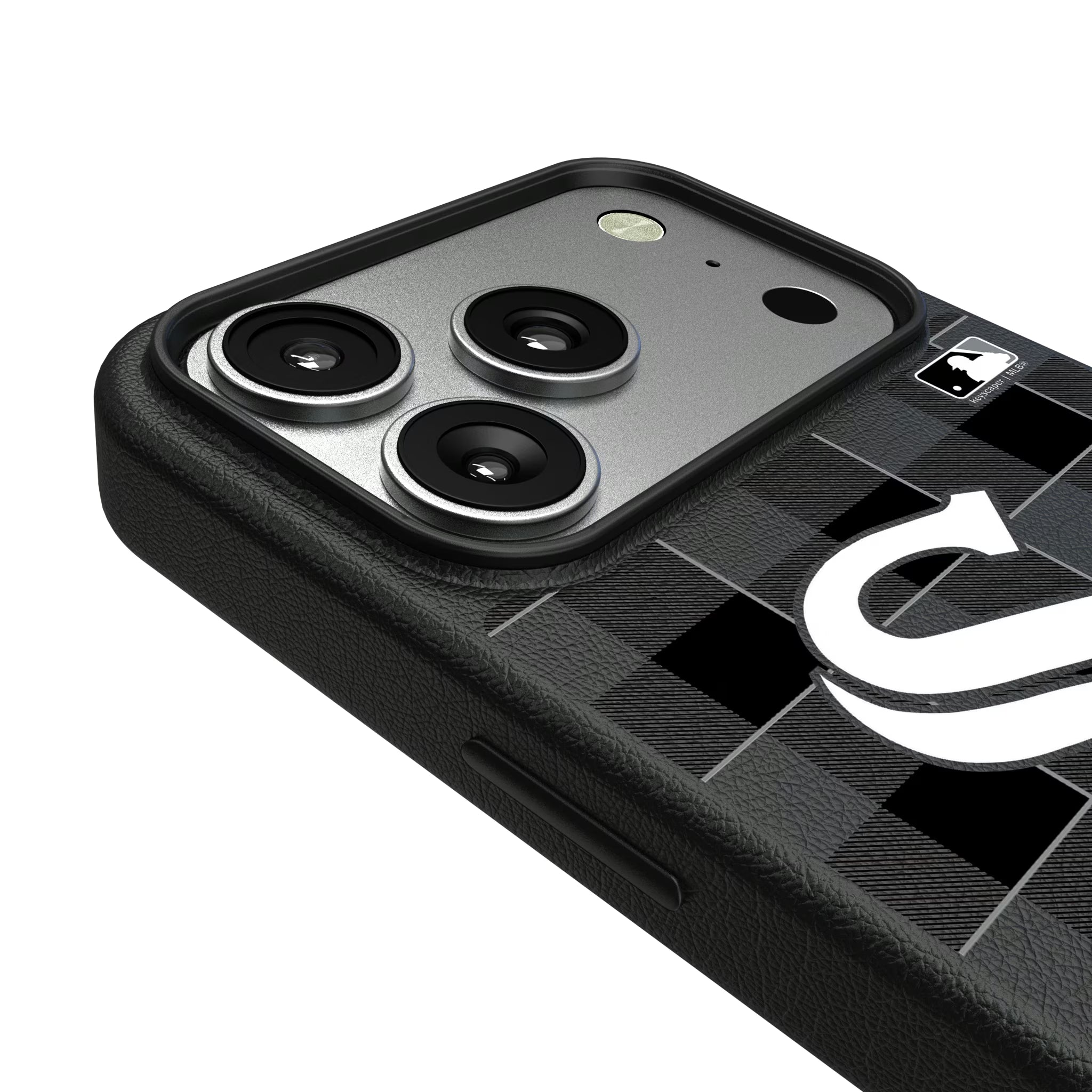 Chicago White Sox Plaid iPhone MagSafe Compatible Phone Case for Apple iPhone - Detail#Device_iPhone 17 Pro