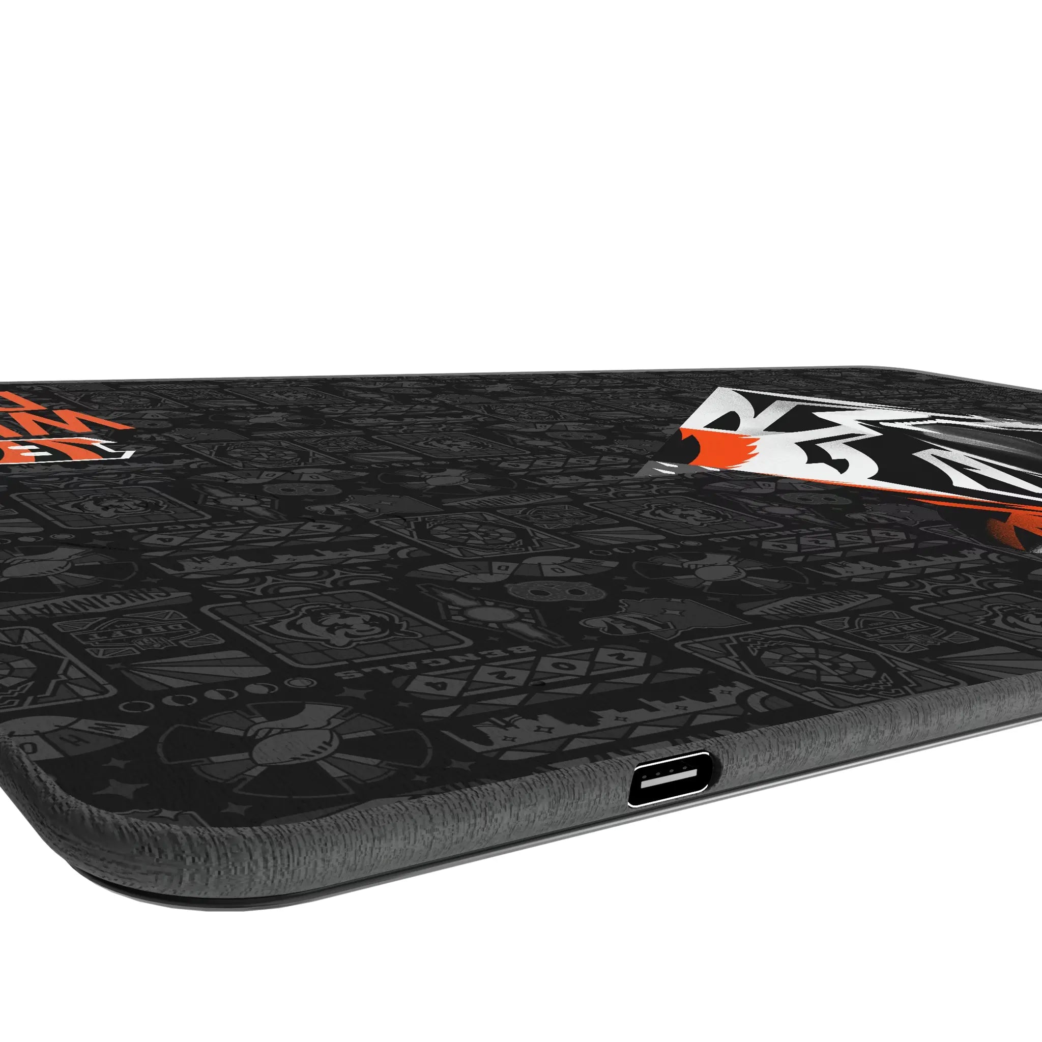 Cincinnati Bengals Deco 15-Watt Wireless Charger and Mouse Pad