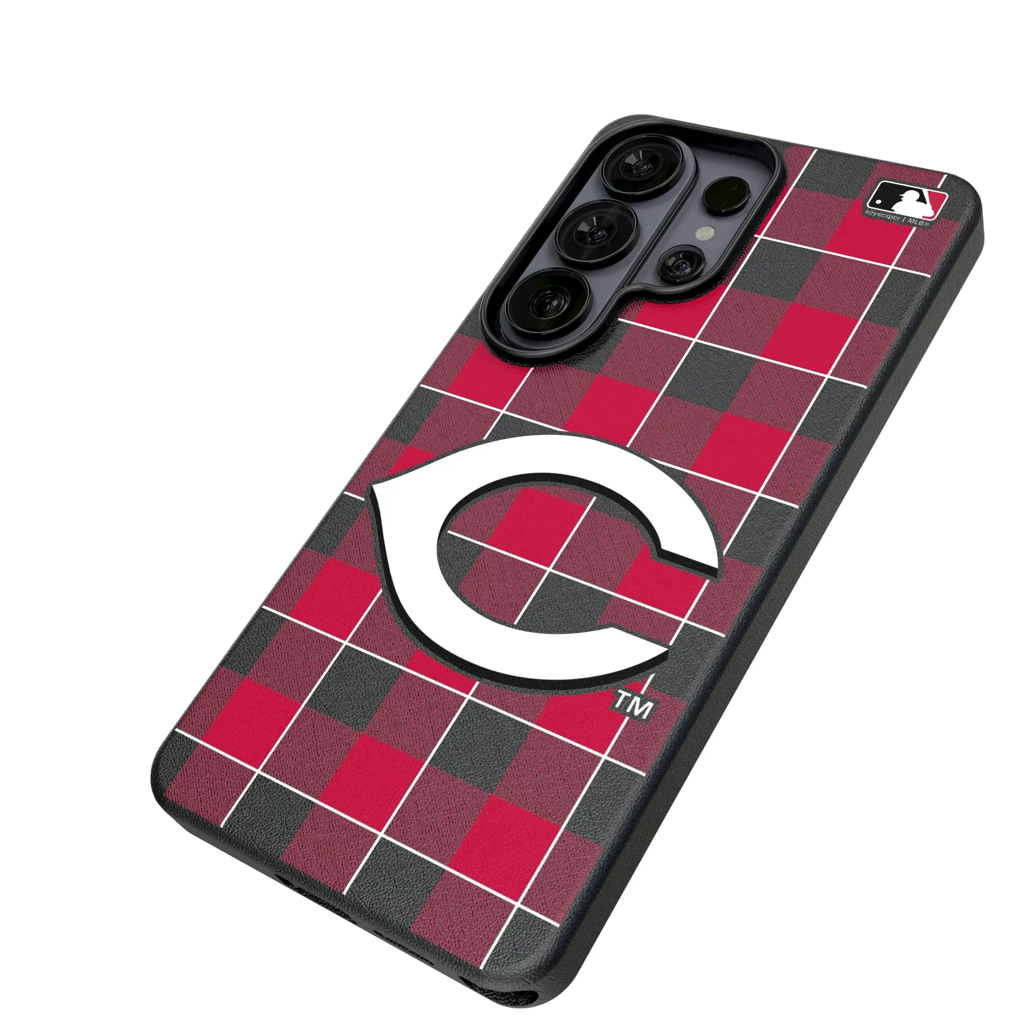 Cincinnati Reds Plaid Galaxy MagSafe Compatible Phone Case for Samsung Galaxy - Isometric View#Device_Galaxy S26 Ultra