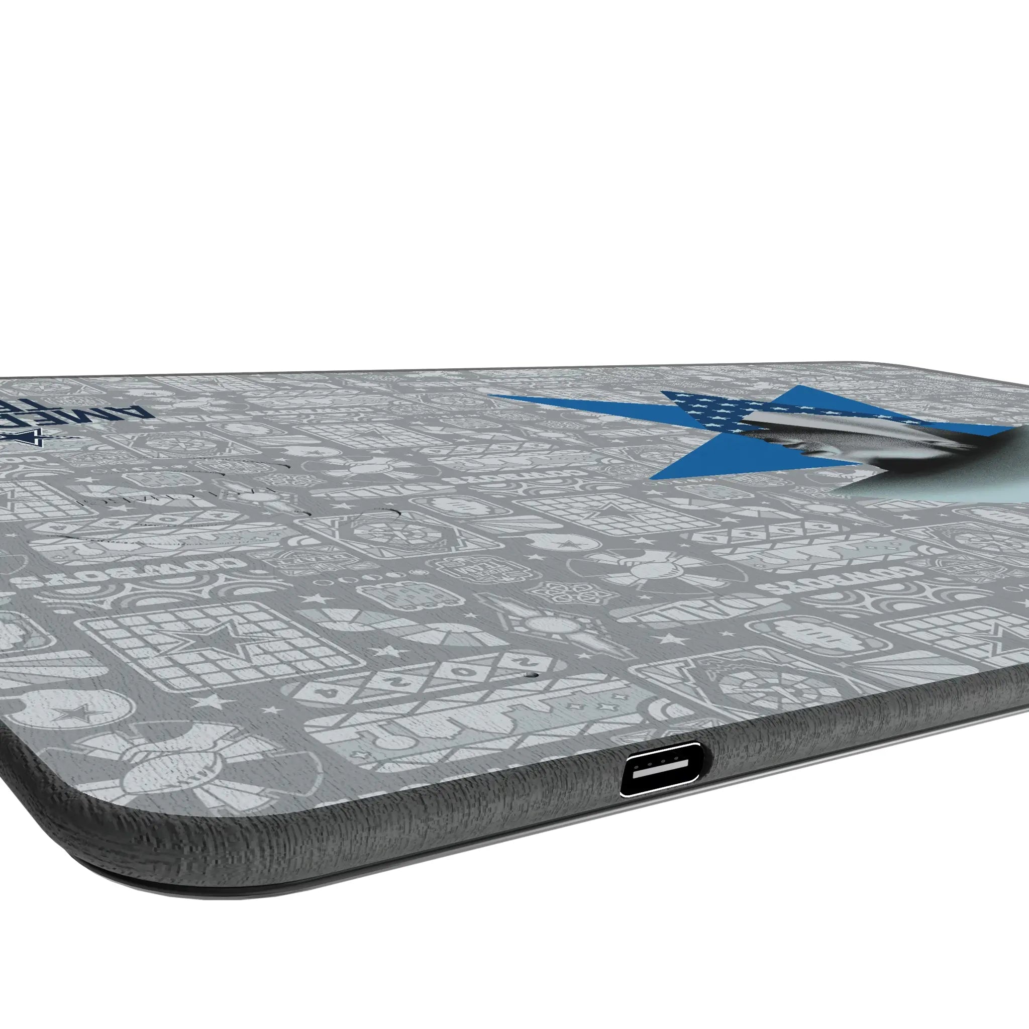 Dallas Cowboys Deco 15-Watt Wireless Charger and Mouse Pad