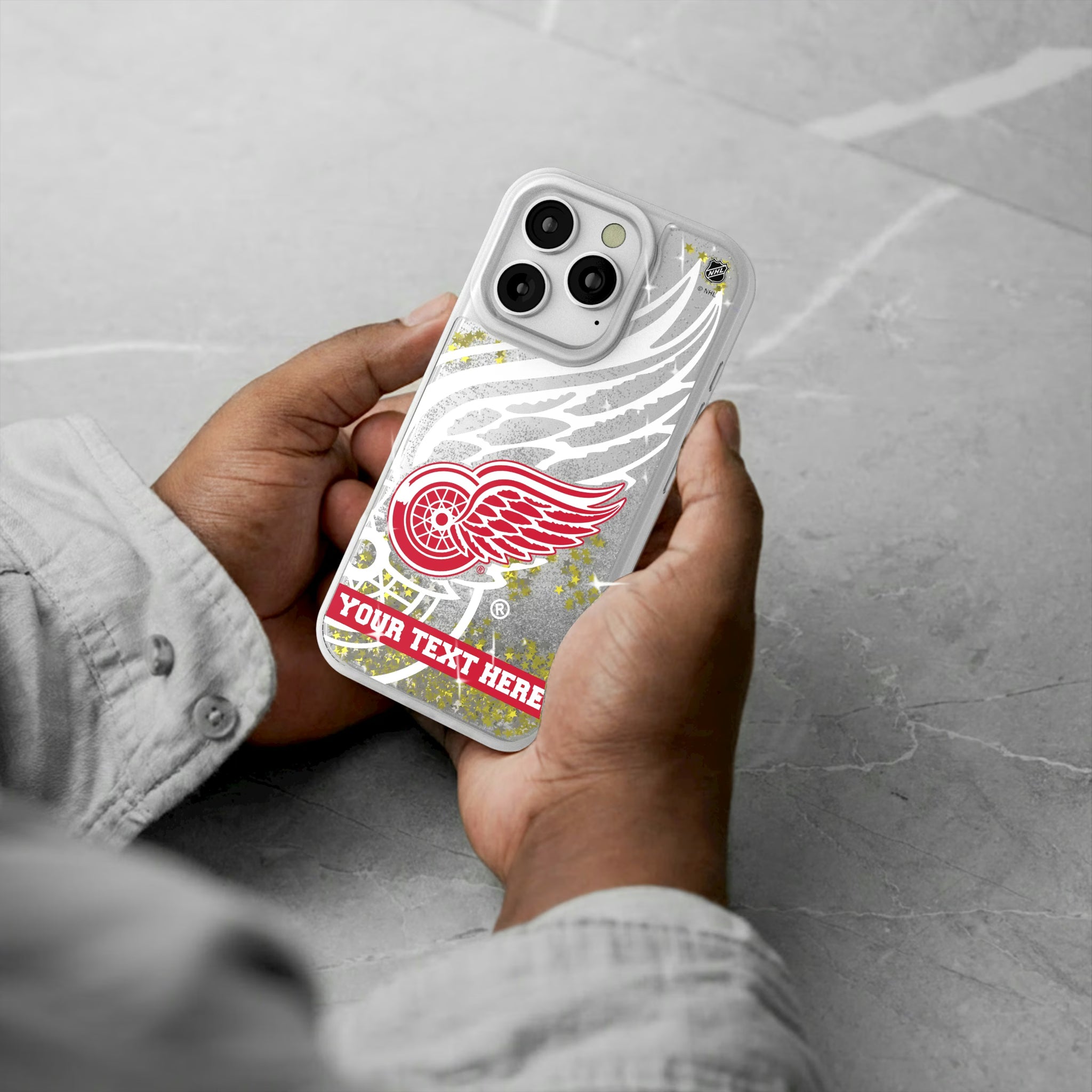 Detroit Red Wings Personalized Tilt iPhone Glitter Phone Case for Apple iPhone - Lifestyle#Device_iPhone 16 Pro