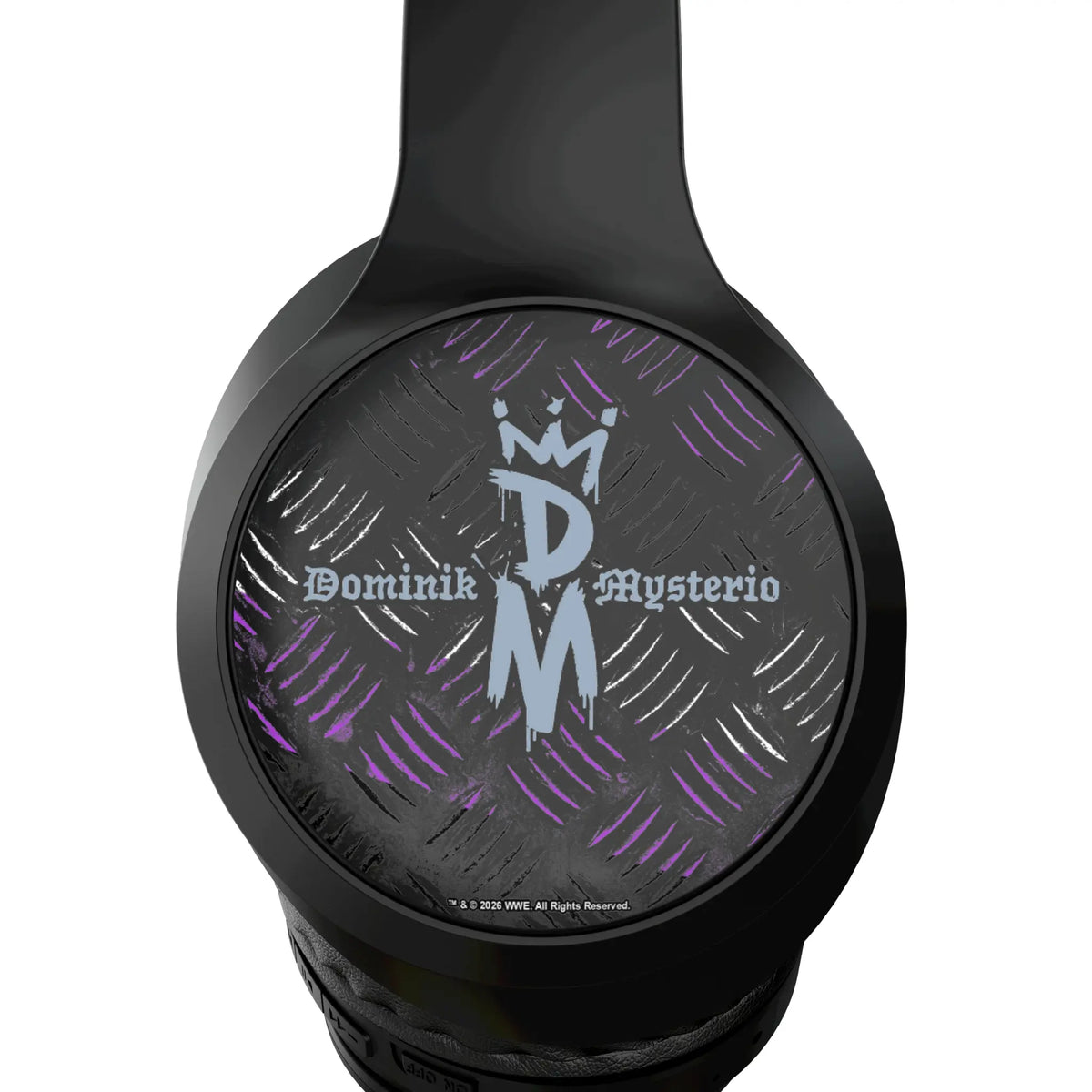 Dominik Mysterio Wireless Over-Ear Headphones With Case - Detail