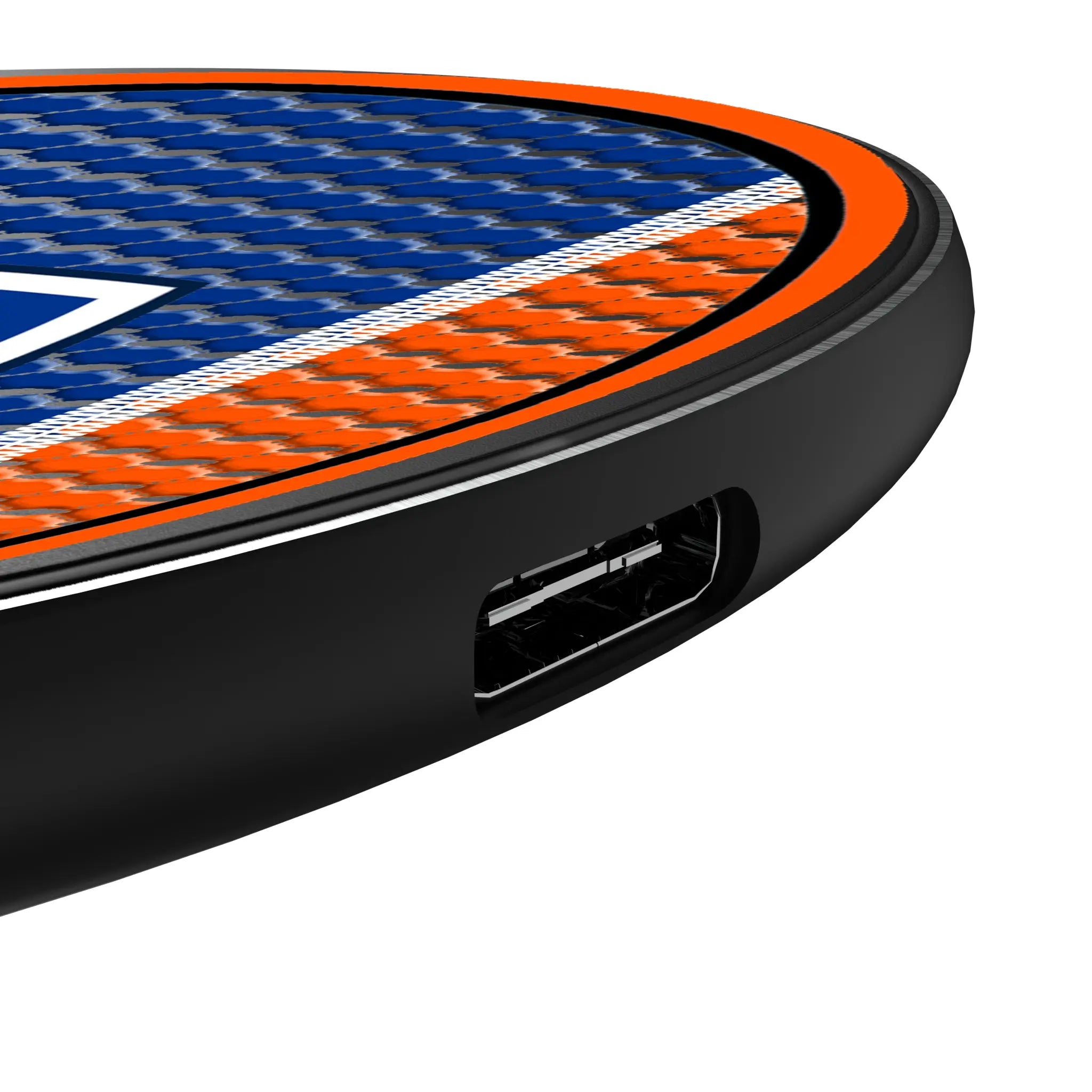 FC Cincinnati Mesh 15-Watt Wireless Charger - Detail