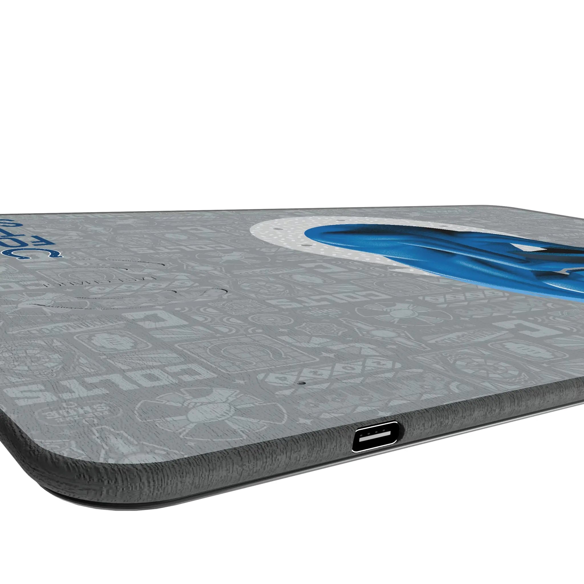 Indianapolis Colts Deco 15-Watt Wireless Charger and Mouse Pad